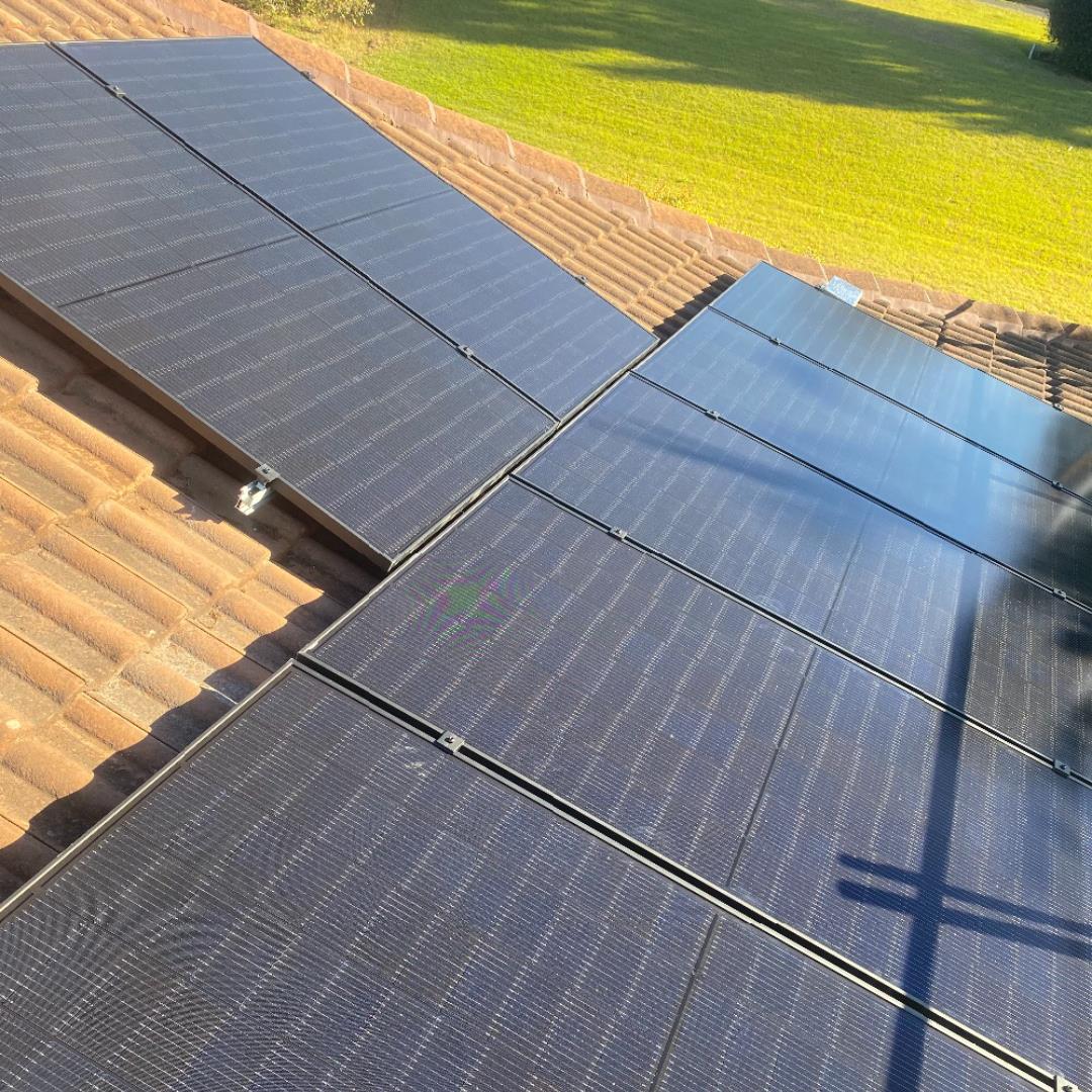 Solar power installation in Aberglasslyn by Solahart Newcastle