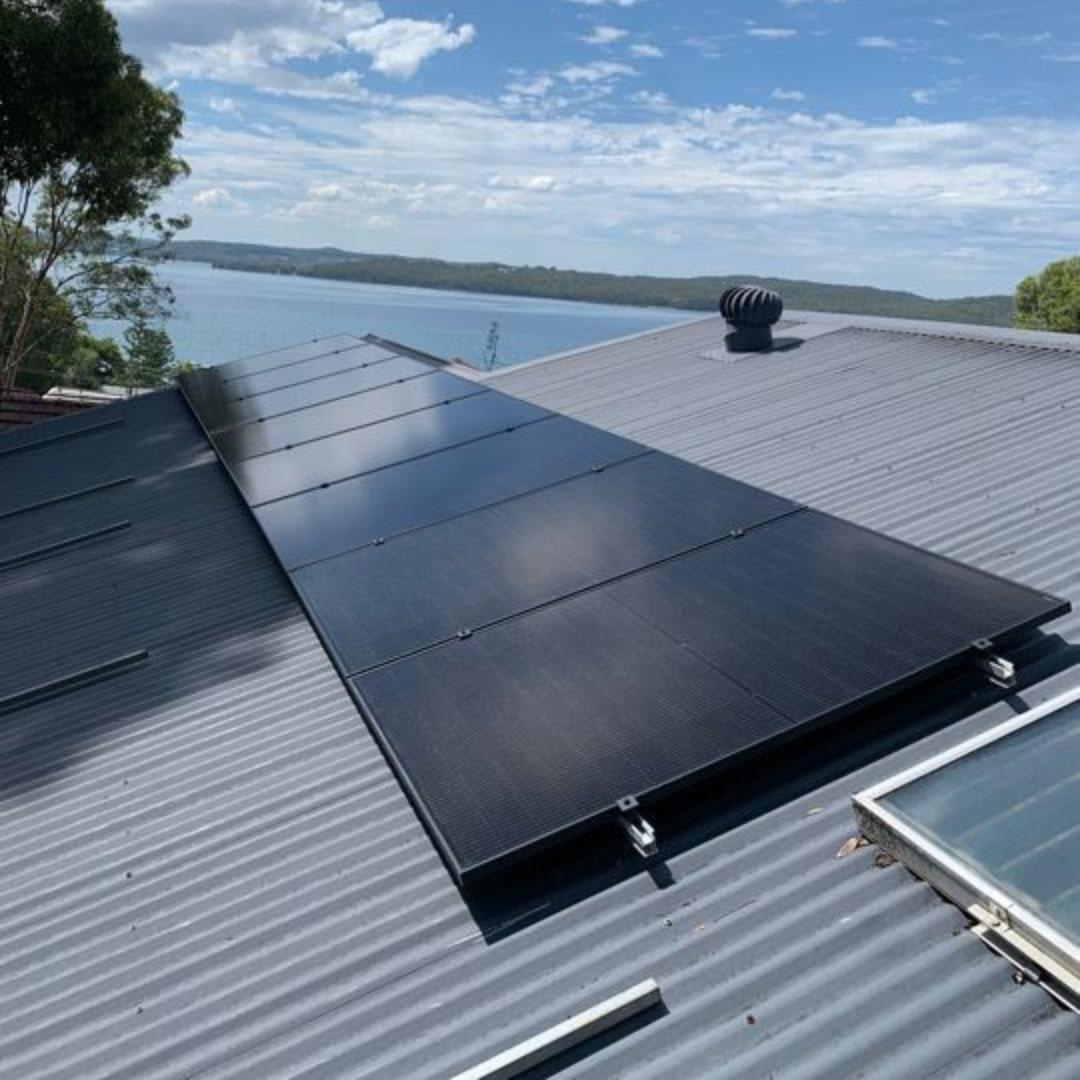 Solar power installation in Coal Point by Solahart Newcastle