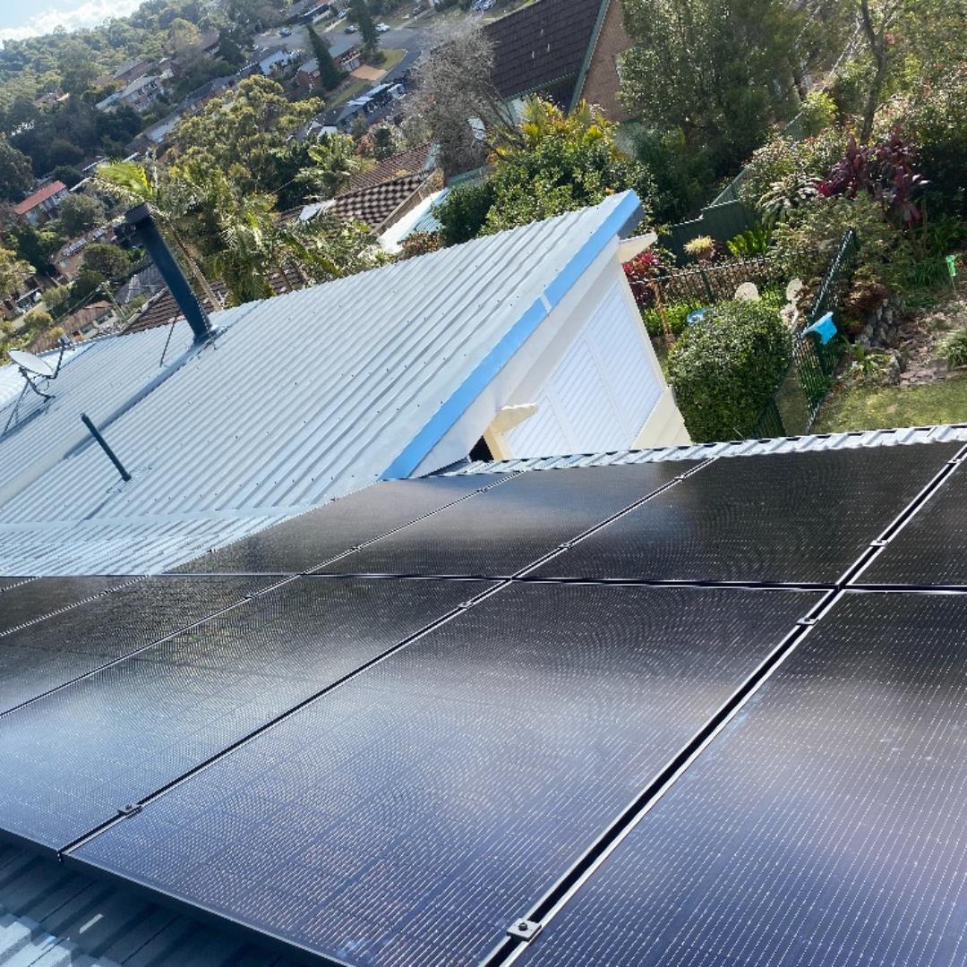 Solar power installation in Macquarie Hills by Solahart Newcastle