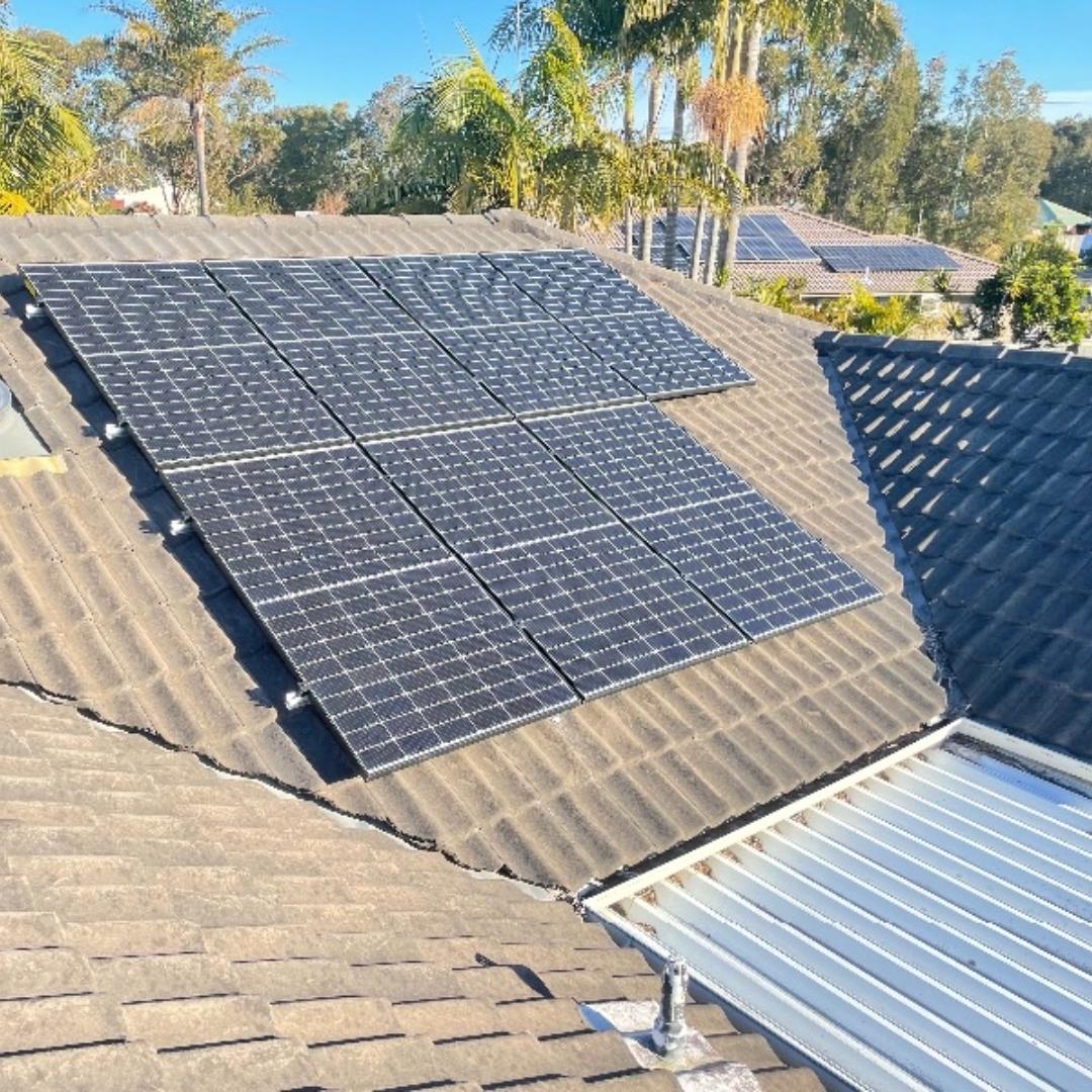 Solar power installation in Tea Gardens by Solahart Newcastle