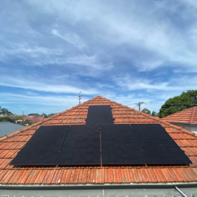 Solar power installation in Waratah by Solahart Newcastle