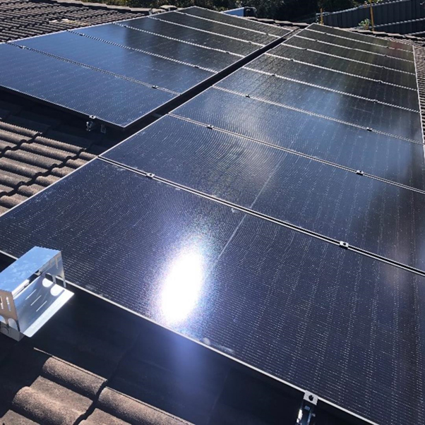 Silhouette solar power package installed for Sharon at Kotara, NSW by Solahart Newcastle